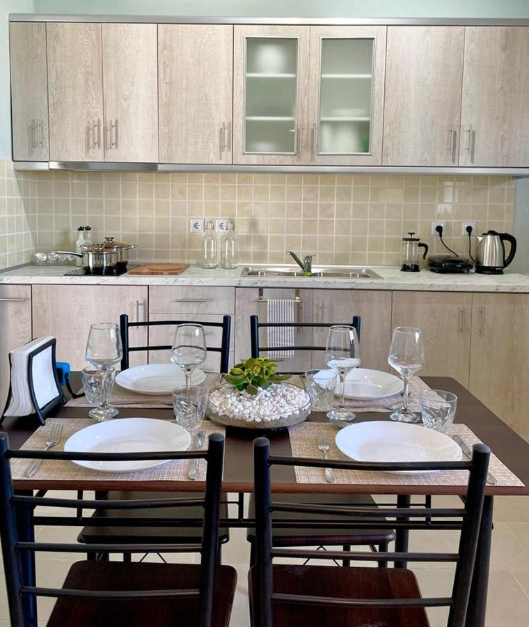 The Breeze & Sunlight Apartment Врасна Екстер'єр фото